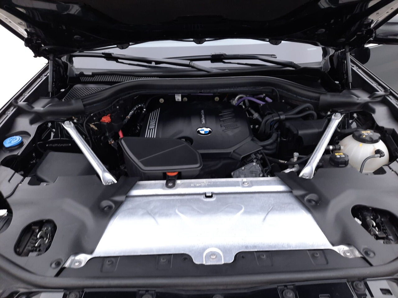 BMW X3 — photo 18