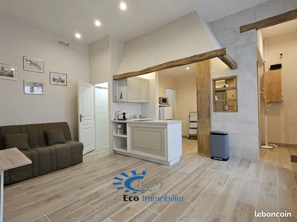 Studio 1 pièce 32 m²