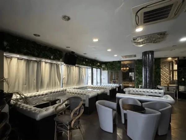 Boutique 311 m²