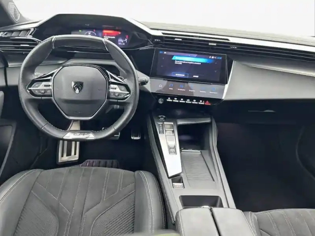 Peugeot 308 phev 180 e-eat8 — photo 8