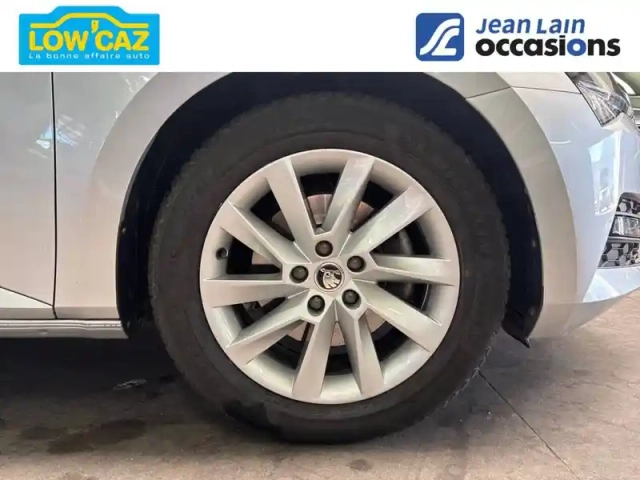Skoda Superb combi 2.0 tdi 150 scr dsg7 — photo 9