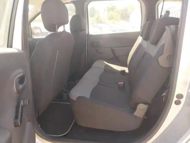 Dacia Lodgy tce 100 fap 7 places — photo 15