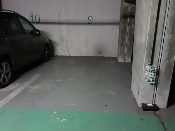 Place de parking sécurisé Asnières becon