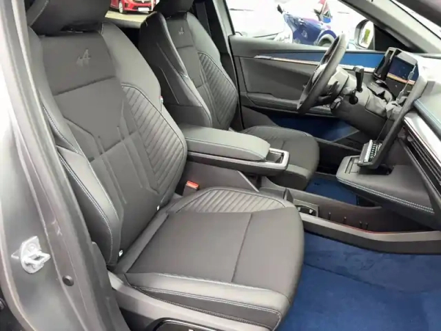Renault Megane e-tech 220 ch autonomie confort — photo 37