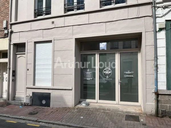 Local commercial 1 pièce 88 m²