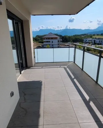 65 m² avec terrasse 15m² vue montagne