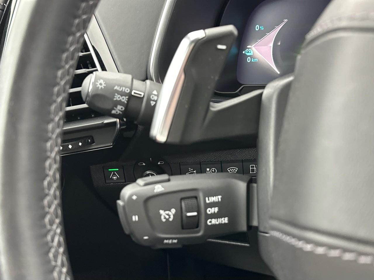 Ds Ds 7 crossback hybride rechargeable e-tense 360 eat8 4x4 performa — photo 16