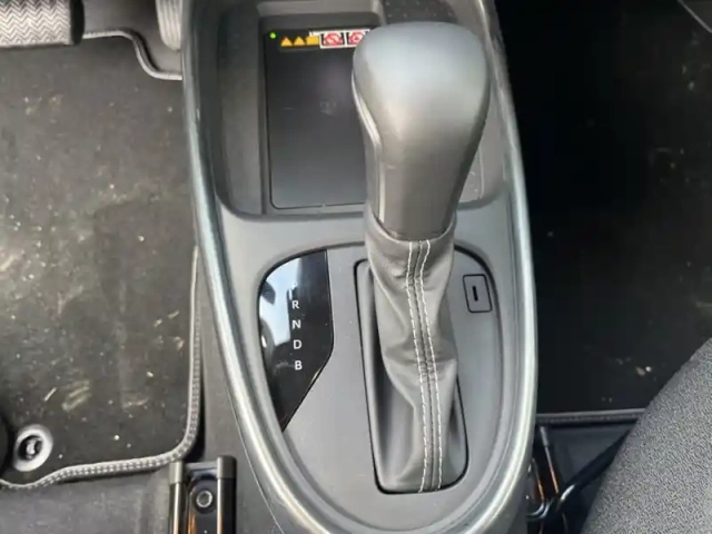 Toyota Aygo hybride 116h gr sport crossover sp — photo 21