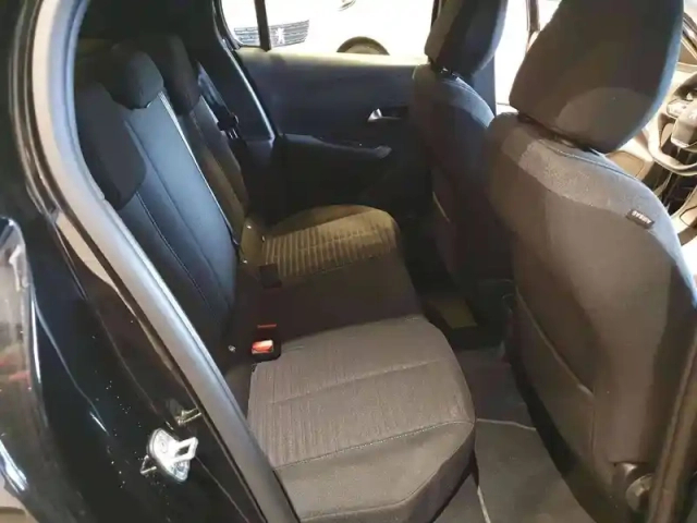 Peugeot 208 puretech 100 s&amp;s bvm6 — photo 5