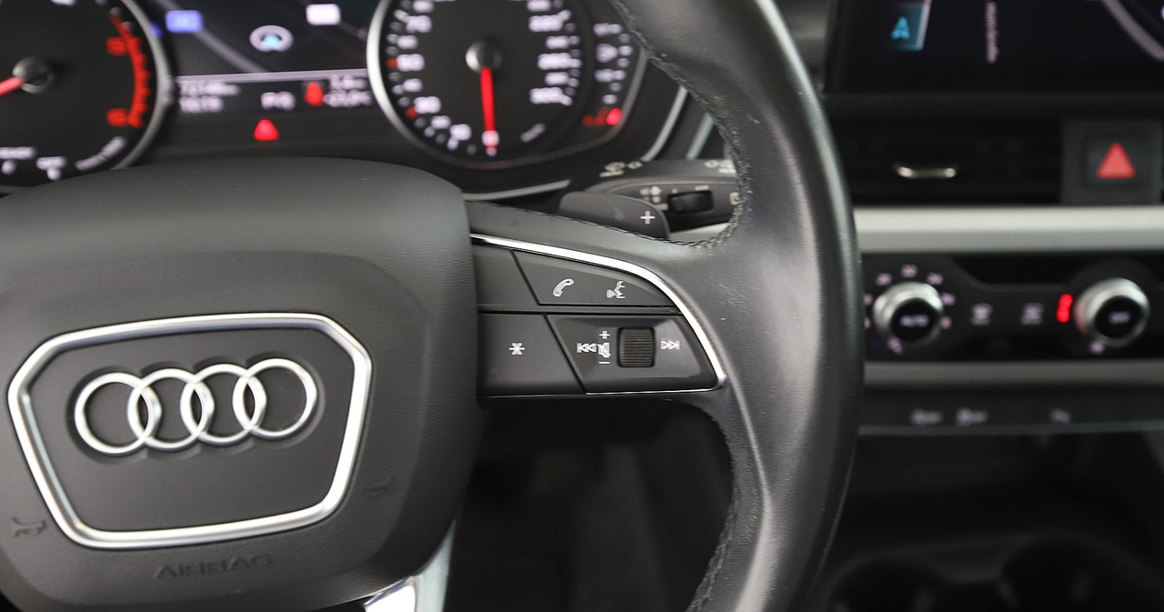 Audi A4 Avant — photo 26