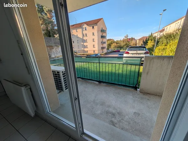 Coup de coeur & Forte Rentabilité T2 rénové avec balcon, parking et