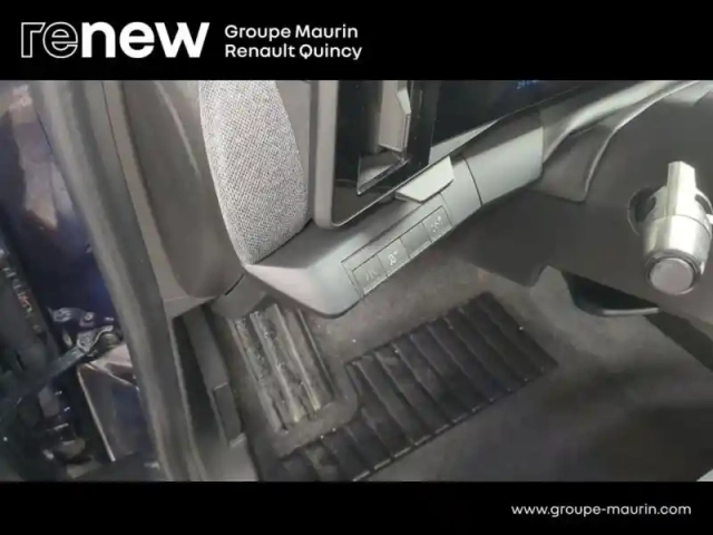 Renault Megane e-tech electric ev60 220ch techno super charge -b — photo 10