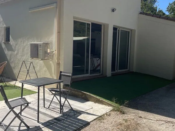 Studio à Trets