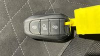 Peugeot 2008 1.2 PureTech 130ch S&S GT — photo 16
