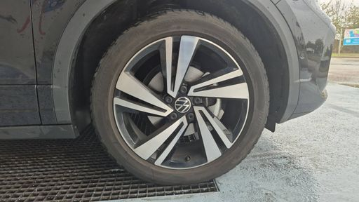 Volkswagen T-Roc 1.5 TSI 150 DSG7 - R Line – 2024 – 8237 km – Essence – Boîte Automatique — photo 22