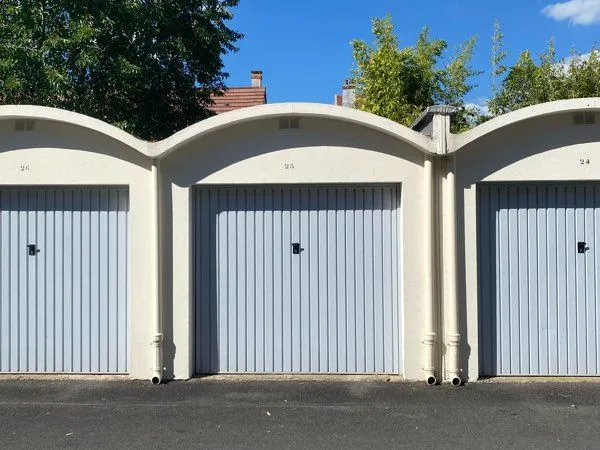 Garage / Box (14m2) à louer - Brétigny sur Orge