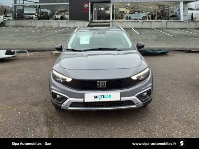 Fiat Tipo cross 1.0 firefly turbo 100 ch s&amp;s — photo 40