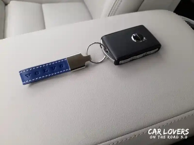 Volvo Xc90 t8 awd hybride rechargeable 455 ch geartronic 8 7pl — photo 30