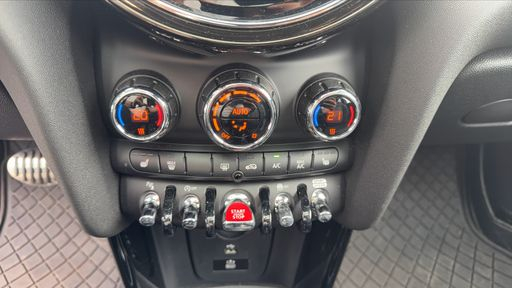 Mini Mini 2.0  Copper S 231 BVA - John Cooper Works Ultimate – 2024 – 7845 km – Essence – Boîte Automatique — photo 9