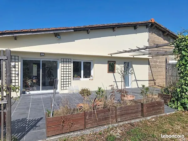 Maison 10 pièces 222 m²