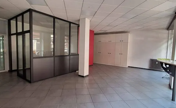 Local commercial 70 m²