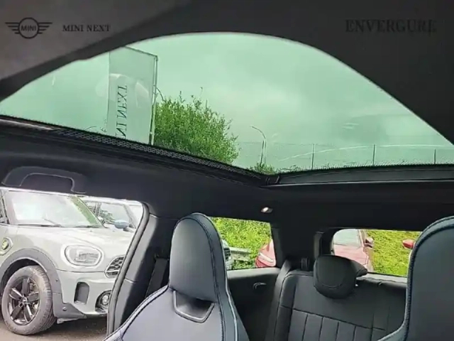 Mini Cooper 3 portes se 218ch favoured — photo 13