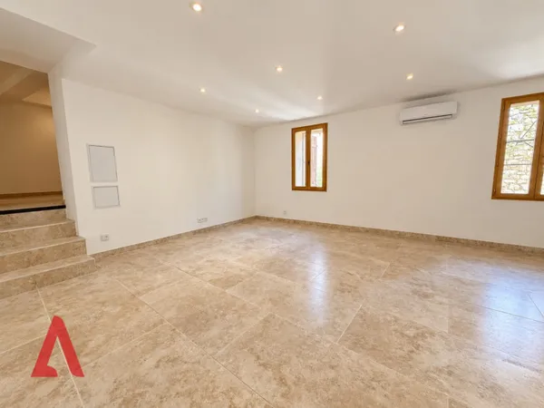 Appartement rénové 3 pièces 74 m²
