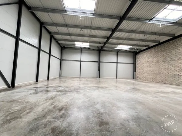 Local d'activité 418 m²