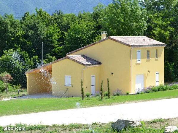 Villa meublée récente très au calme à Dieulefit