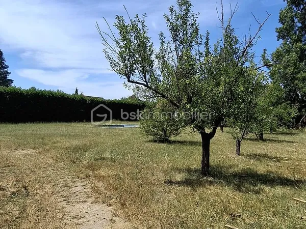 Terrain 1656 m²