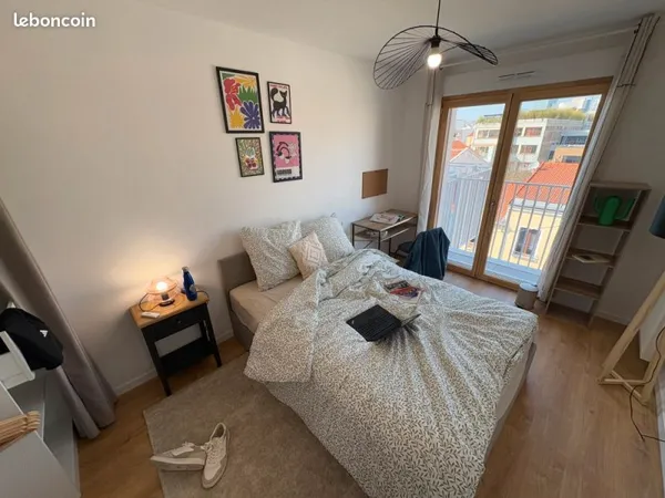 Chambre 1 pièce 27 m²