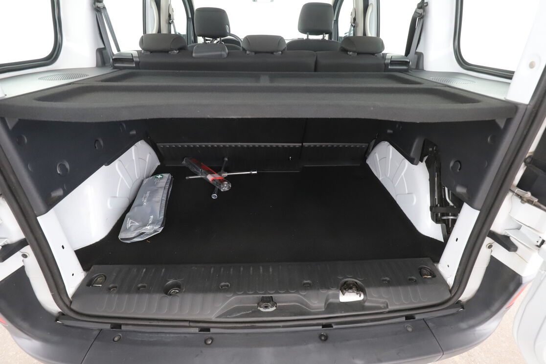 Renault Kangoo 1.5 Blue dCi Trend — photo 16