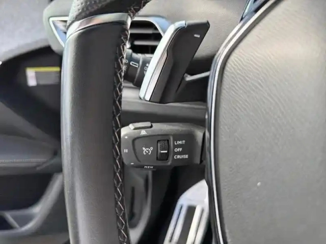 Peugeot 5008 bluehdi 130ch s&amp;s eat8 gt — photo 17