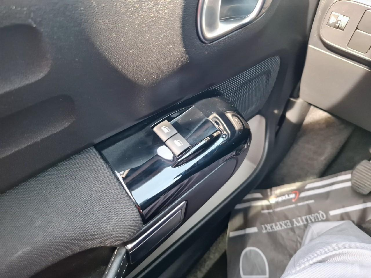 Citroën C3 1.2 puretech 83ch s&s shine — photo 19