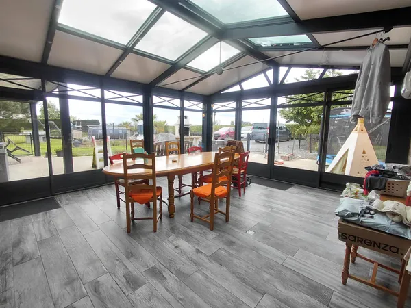 Grande maison en campagne, 10 chambres, jardin
