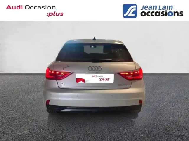 Audi A1 sportback 30 tfsi 110 ch s tronic 7 — photo 6
