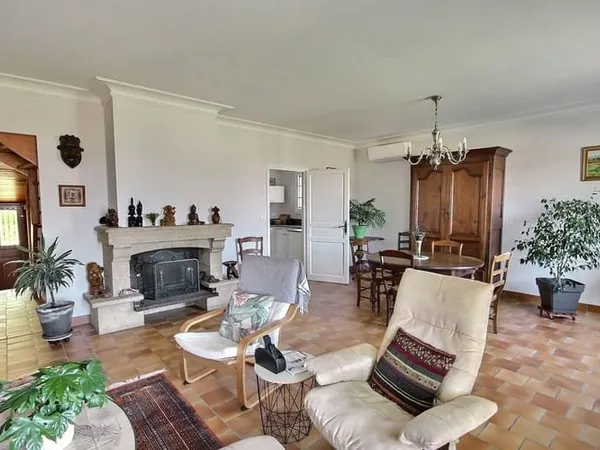 Maison 5 pièces 164 m²