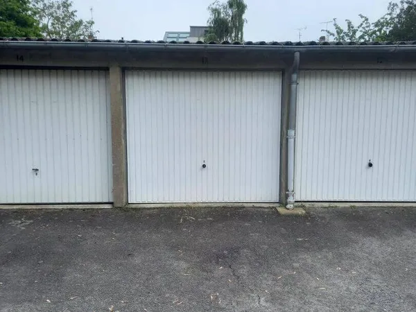 Parking 12 m²