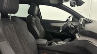 Peugeot 3008 HYBRID 225ch GT Pack e-EAT8 — photo 15