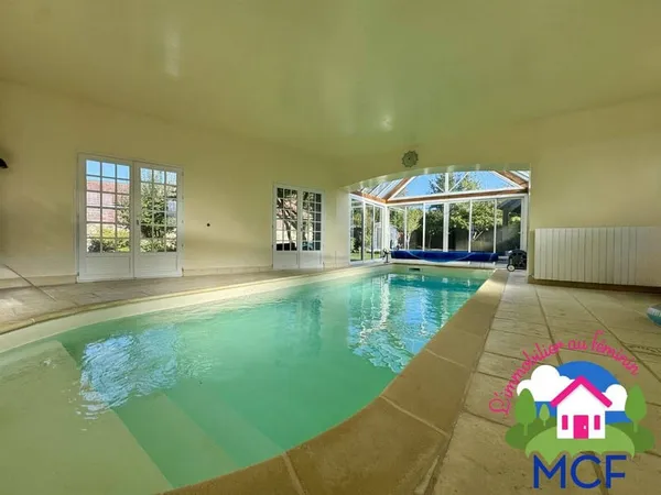 Maison 7 pièces 247 m²