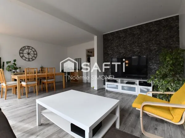 Bel et grand appartement de 6 pièces ! Ravalement réglé par le vendeur !