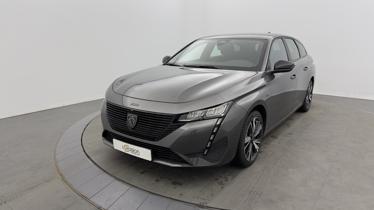 Peugeot 308 SW PHEV 180 e-EAT8 — photo 1