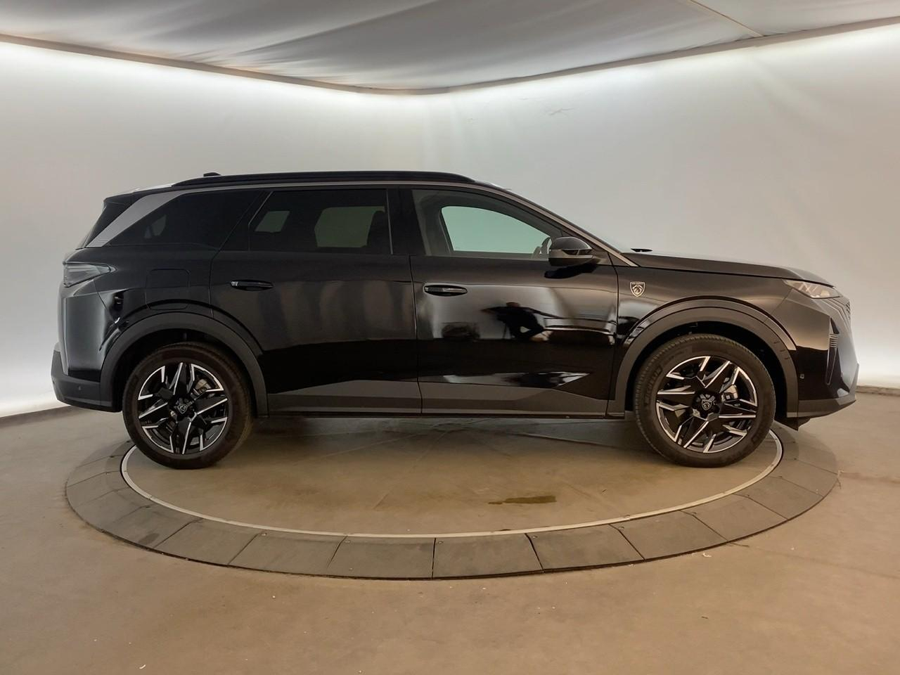 Peugeot 5008 hybrid 145 ch e-dcs6 gt — photo 4