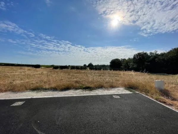 Terrain 620 m²