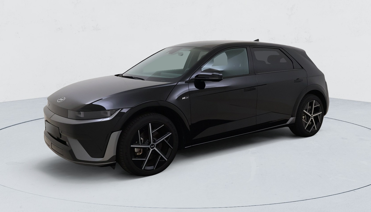 Hyundai Ioniq 5 — photo 2