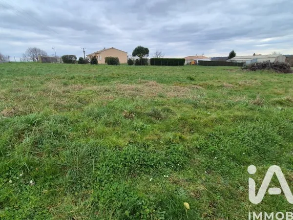 Terrain 1213 m²