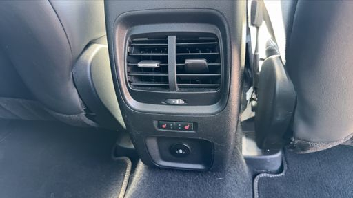Ford Kuga 2.5 Duratec 190 Flexifuel Hybrid CVT - Vignale – 2023 – 29497 km – Autre – Boîte Automatique — photo 11