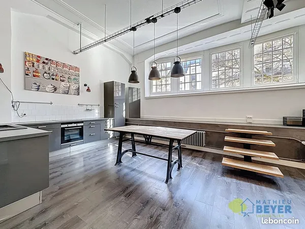 Appartement 3 pièces 107 m²