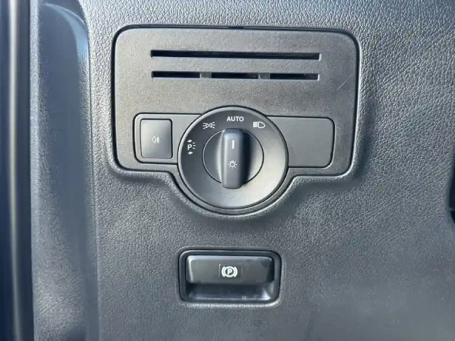 Mercedes Vito 116 cdi fourgon compact pro 9g — photo 18
