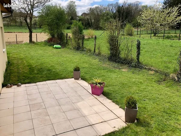 Location- APPARTEMENT 4 PIÈCES - 86 m² HABITABLES Steinbrunn-le-Haut